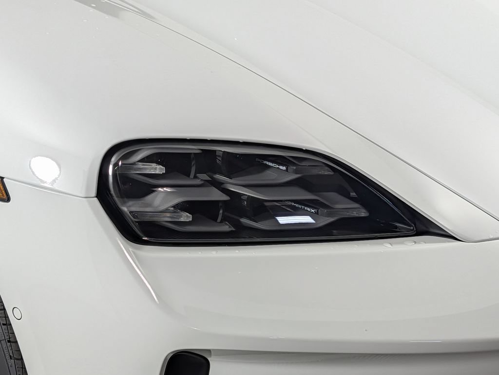 New 2026 Porsche Taycan AWD/4WD image 14