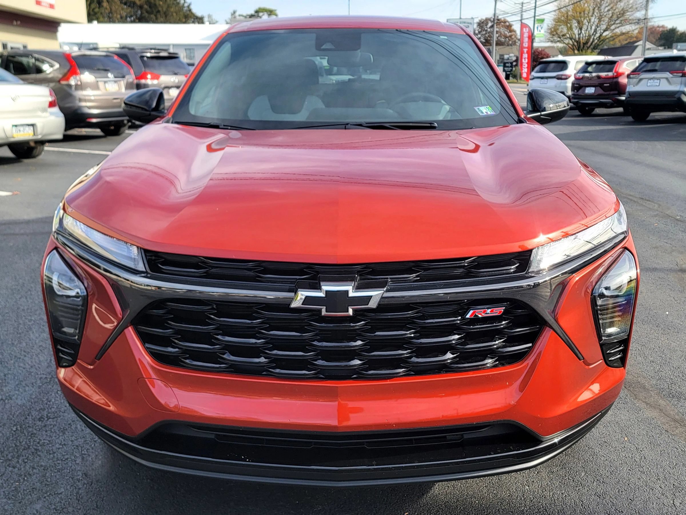 Used 2024 Chevrolet Trax RS w/ Driver Confidence Package FWD image 2