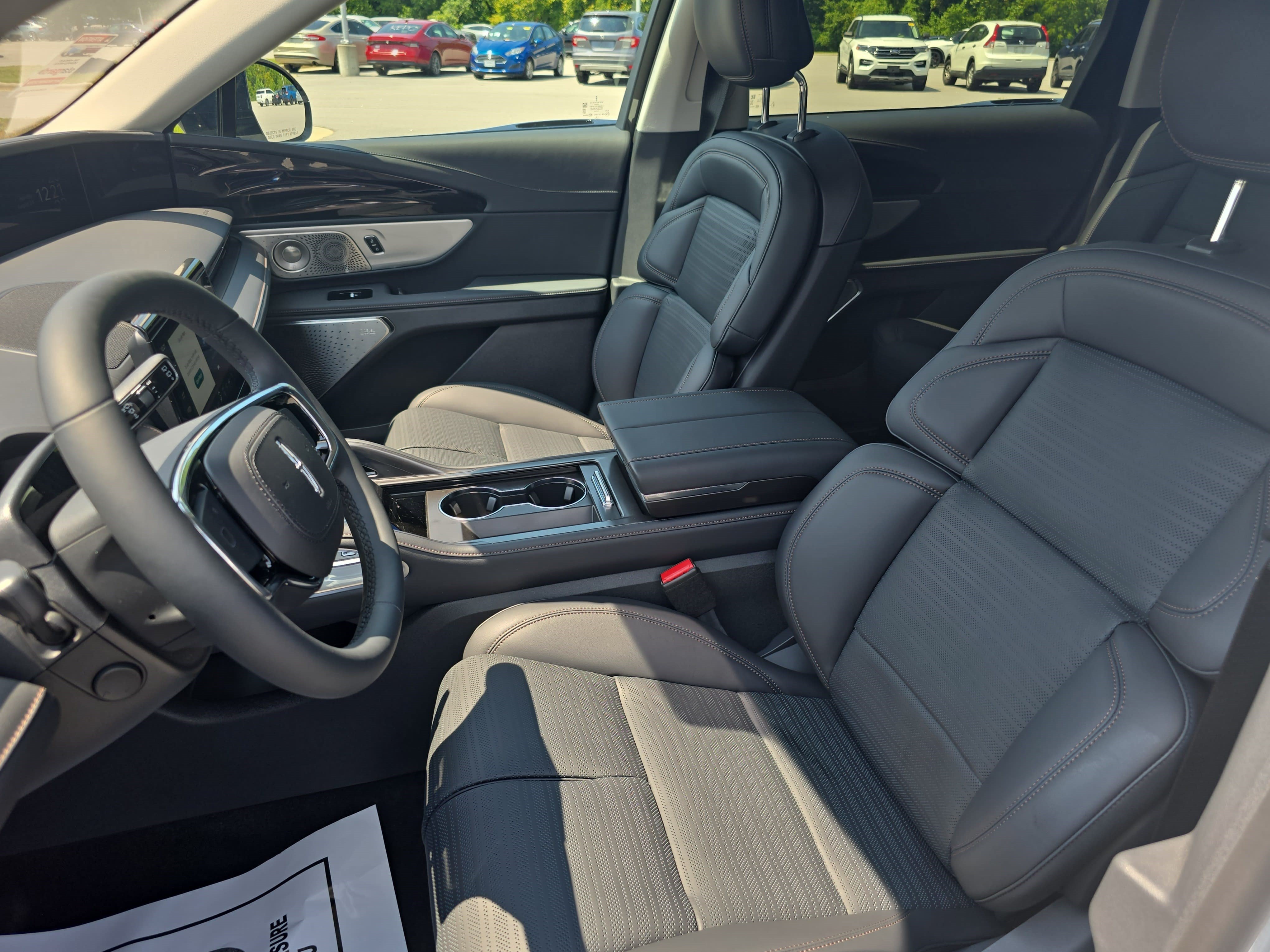 New 2026 Lincoln Nautilus Reserve AWD/4WD image 14