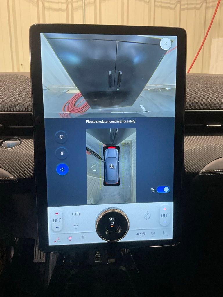 Used 2025 Ford Mustang Mach-E Premium image 21