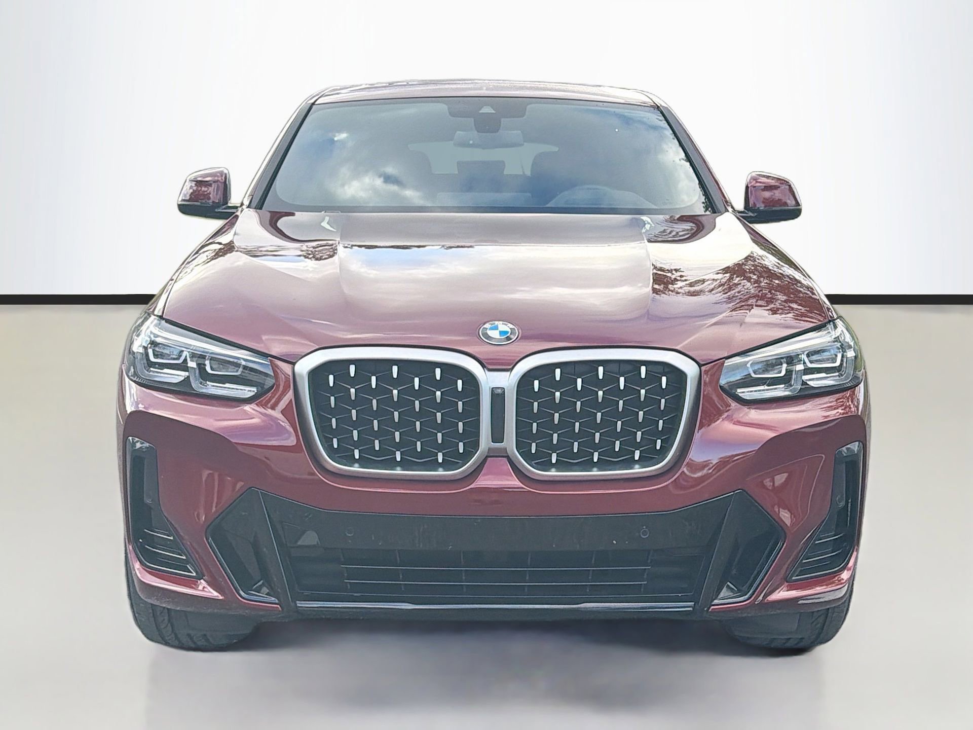 Certified 2025 BMW X4 xDrive30i w/ Premium Package image 9