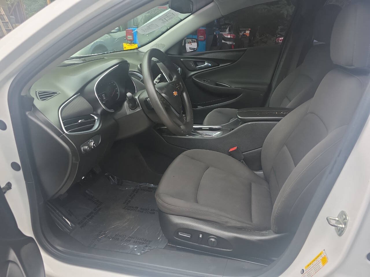Used 2020 Chevrolet Malibu LT FWD image 6
