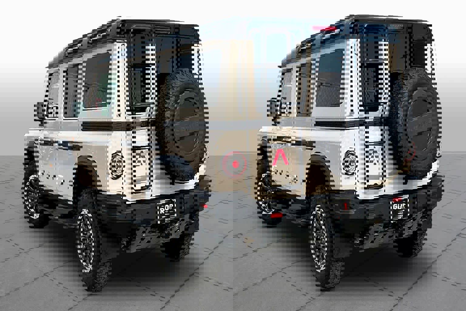 Used 2024 INEOS Grenadier Fieldmaster Edition image 12