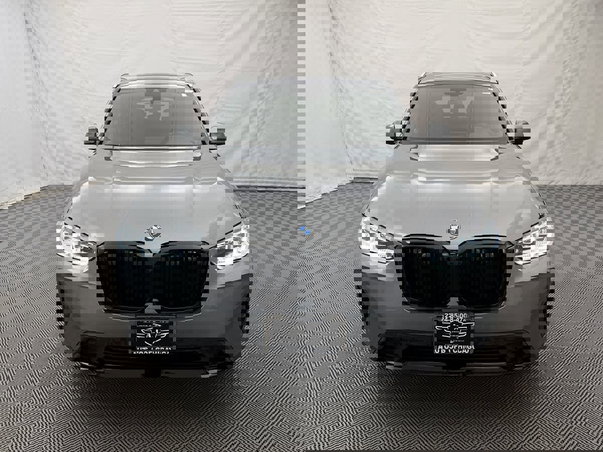 Used 2024 BMW X3 xDrive30i image 3