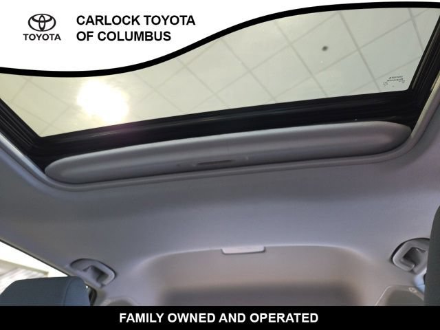 Used 2025 Toyota RAV4 XLE w/ Convenience Package AWD/4WD image 13