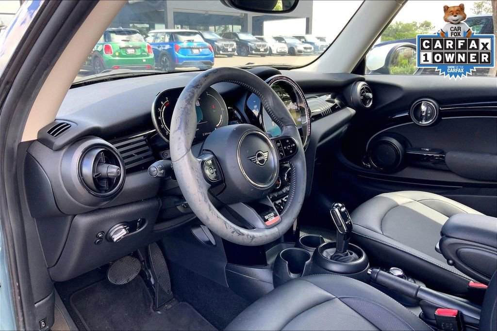 Certified 2023 MINI Cooper 2-Door Hardtop w/ Multitone Edition image 13