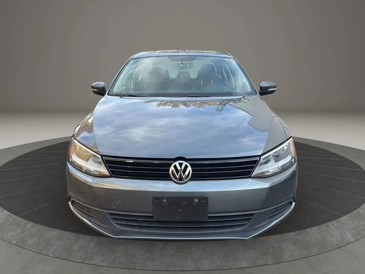 Used 2012 Volkswagen Jetta SE image 2