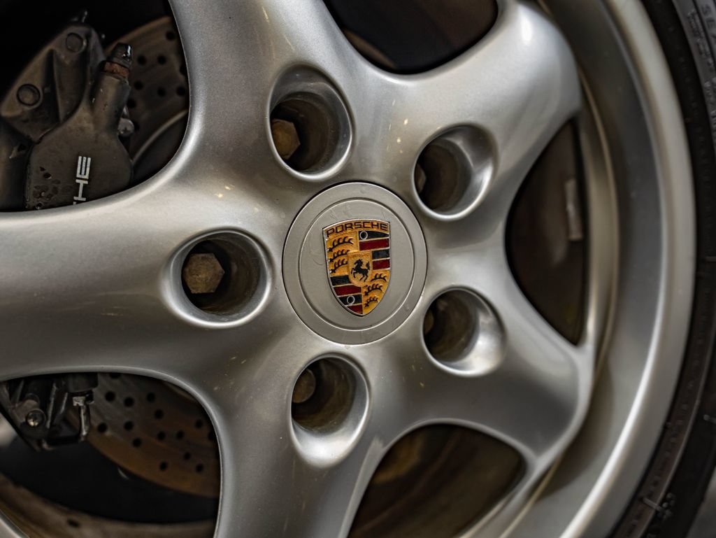 Used 1998 Porsche 911 Carrera RWD image 15