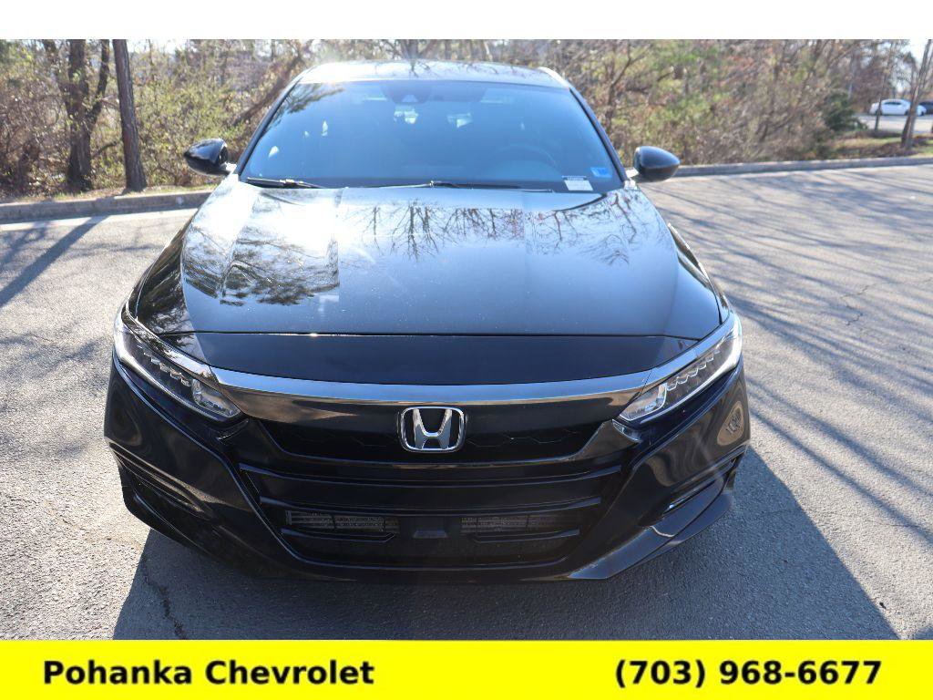 Used 2018 Honda Accord Sport image 2