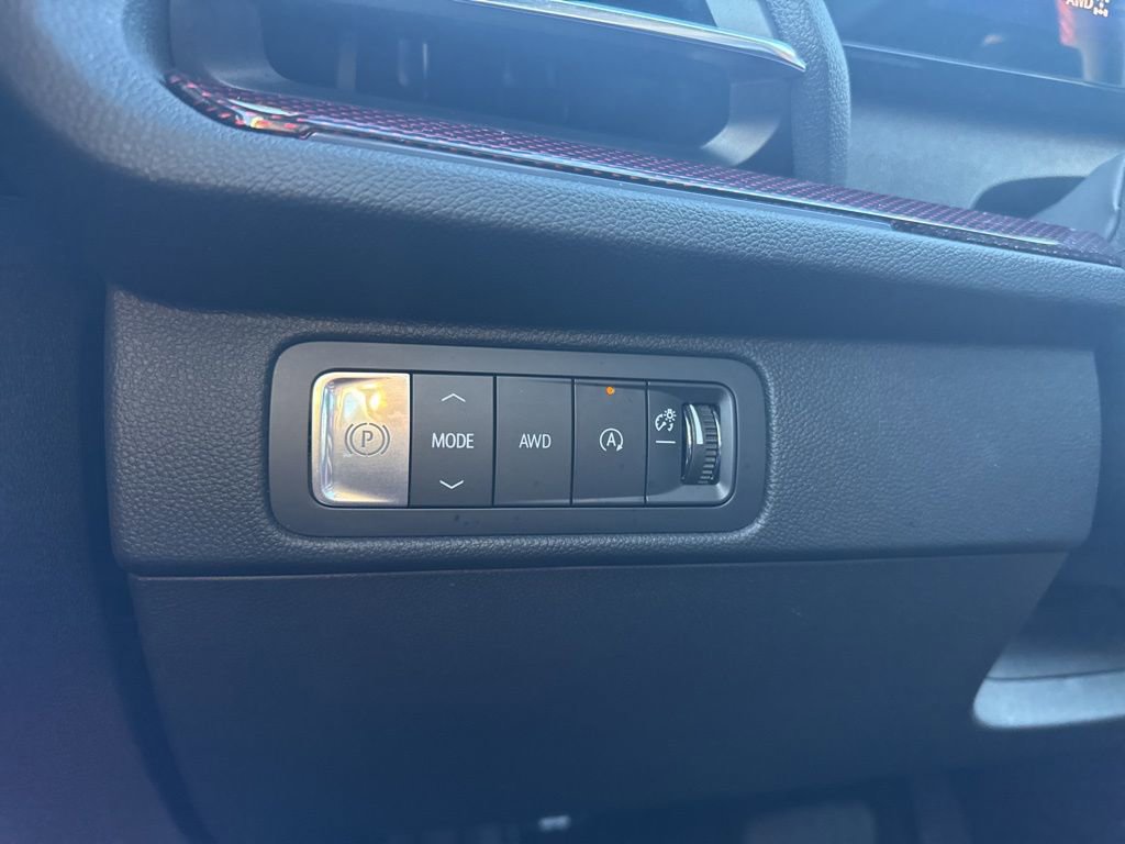 Used 2024 Chevrolet Traverse RS w/ LPO, Floor Liner Package AWD/4WD image 27