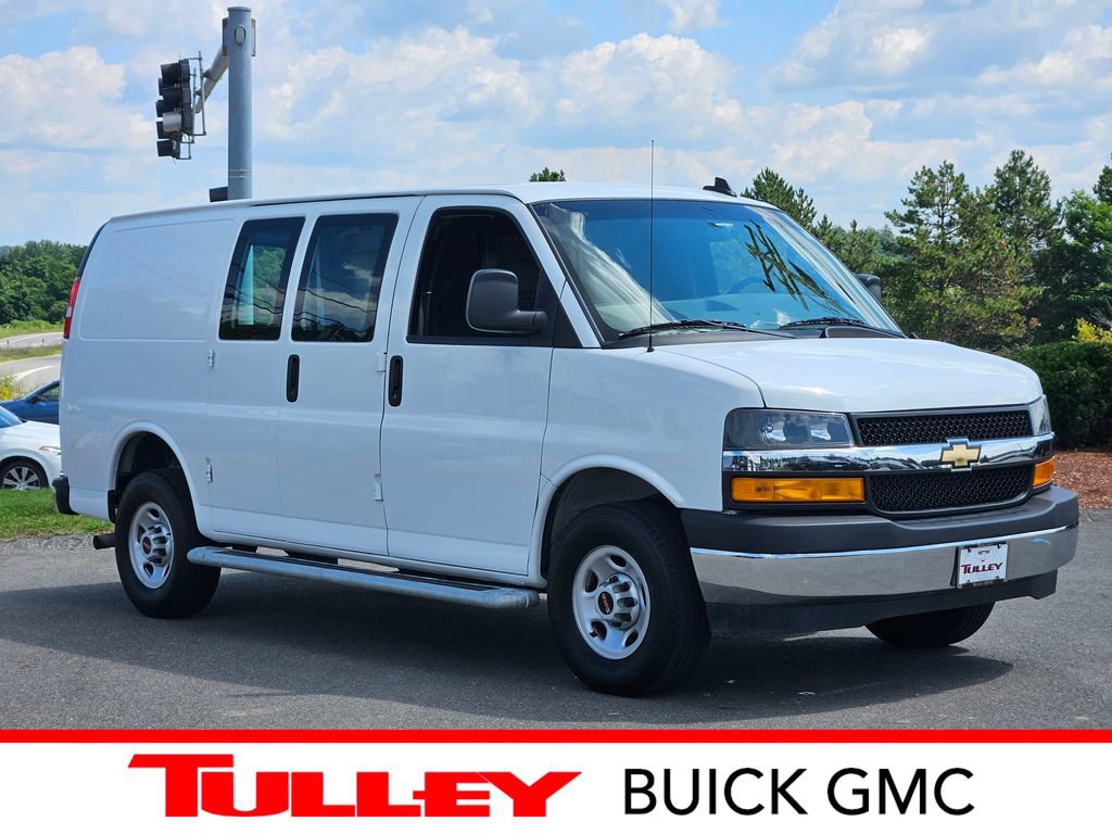Certified 2024 GMC Savana 2500 w/ Driver Convenience Package RWD image 1