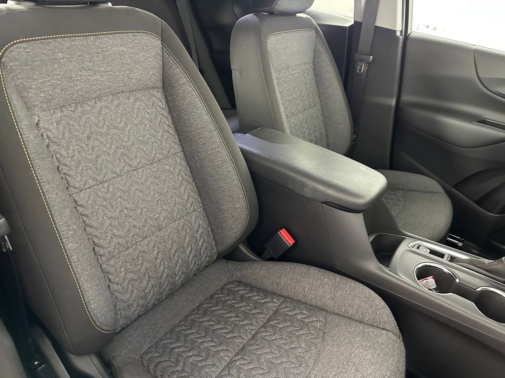 Used 2023 Chevrolet Equinox LT FWD image 29