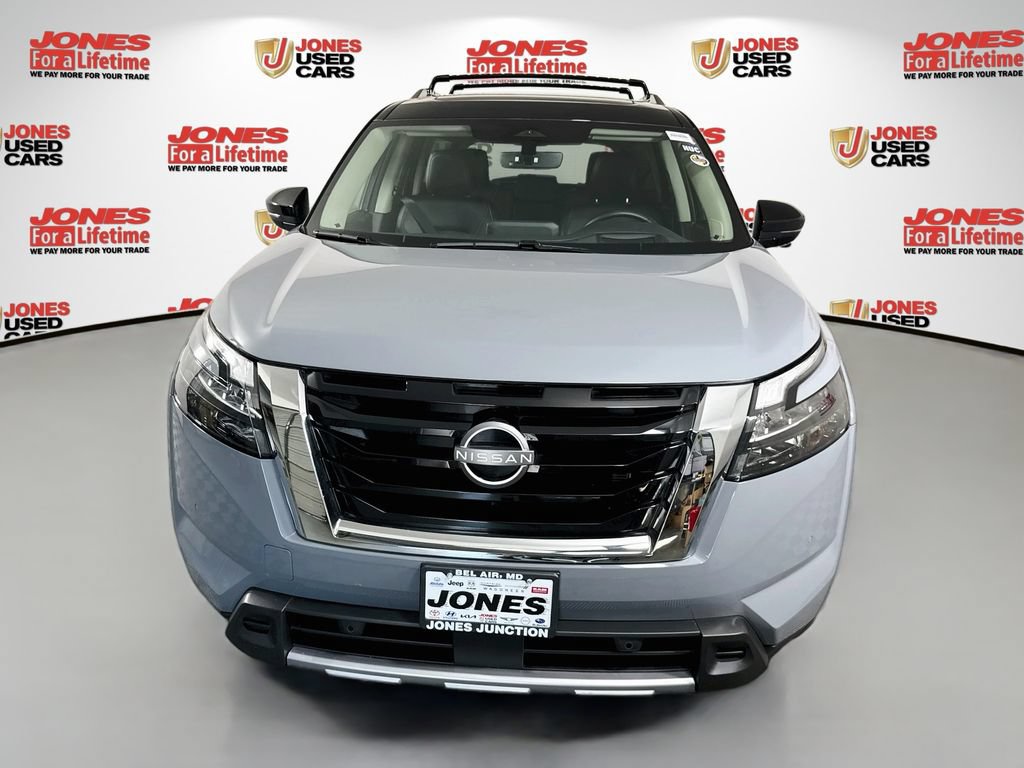 Certified 2025 Nissan Pathfinder Platinum w/ Cargo Package AWD/4WD image 15