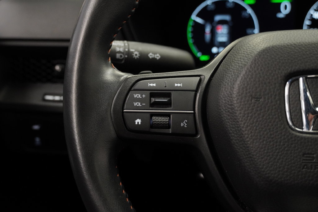 Used 2025 Honda CR-V Sport-L image 35