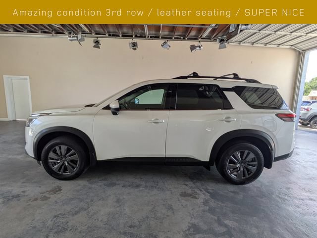 Used 2024 Nissan Pathfinder SV FWD image 7