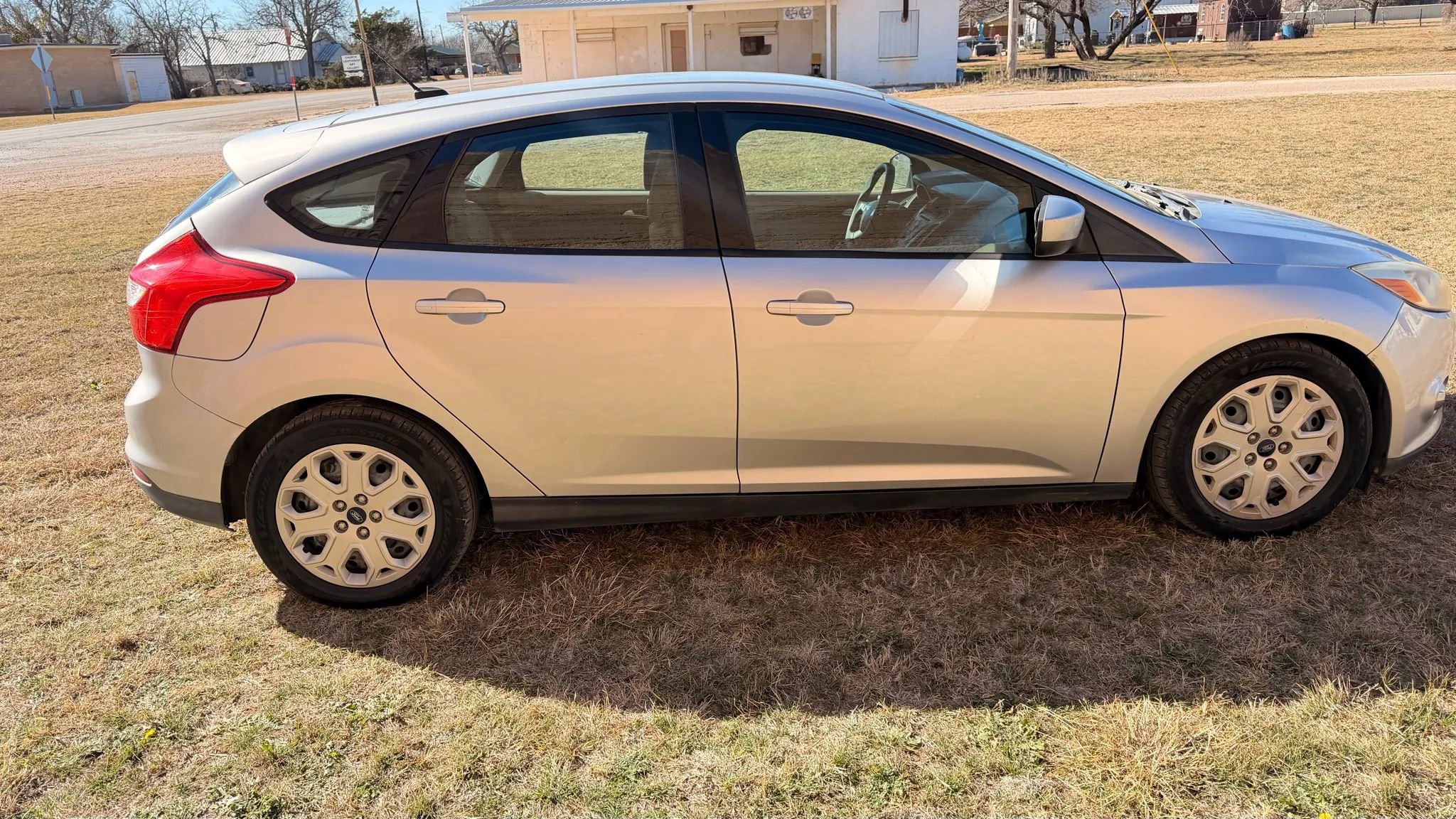 Used 2012 Ford Focus SE image 9