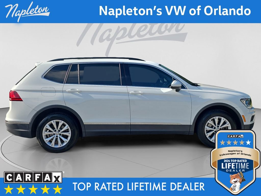 Used 2018 Volkswagen Tiguan SE w/ Panoramic Sunroof Package FWD image 7