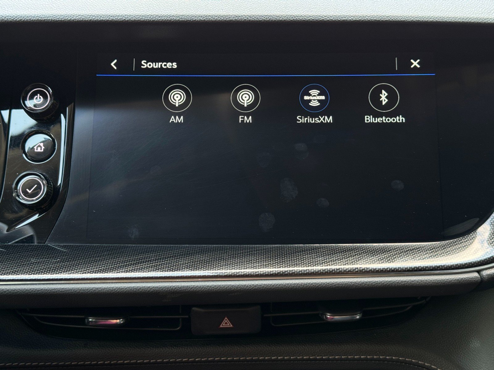 Used 2022 Buick Envision Preferred FWD image 26