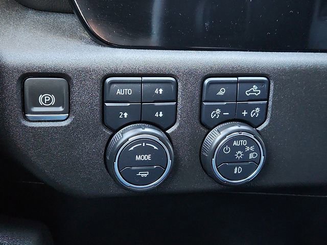 Certified 2024 Chevrolet Silverado 3500 High Country image 21
