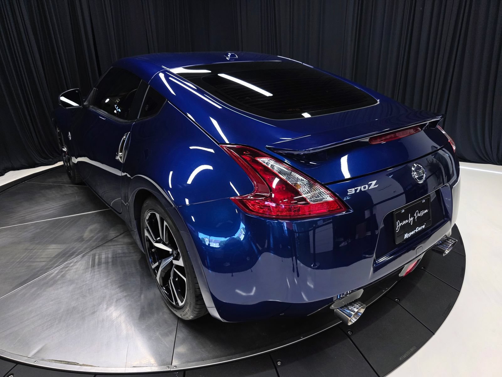 Used 2020 Nissan 370Z NISMO RWD image 49