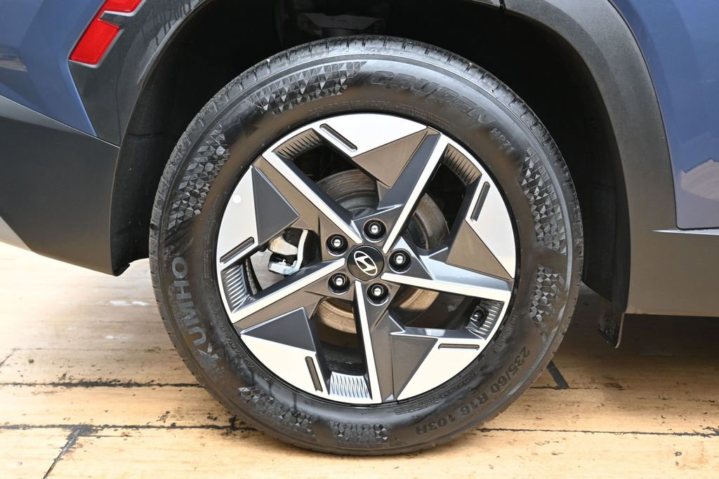 Used 2025 Hyundai Tucson SEL FWD image 13
