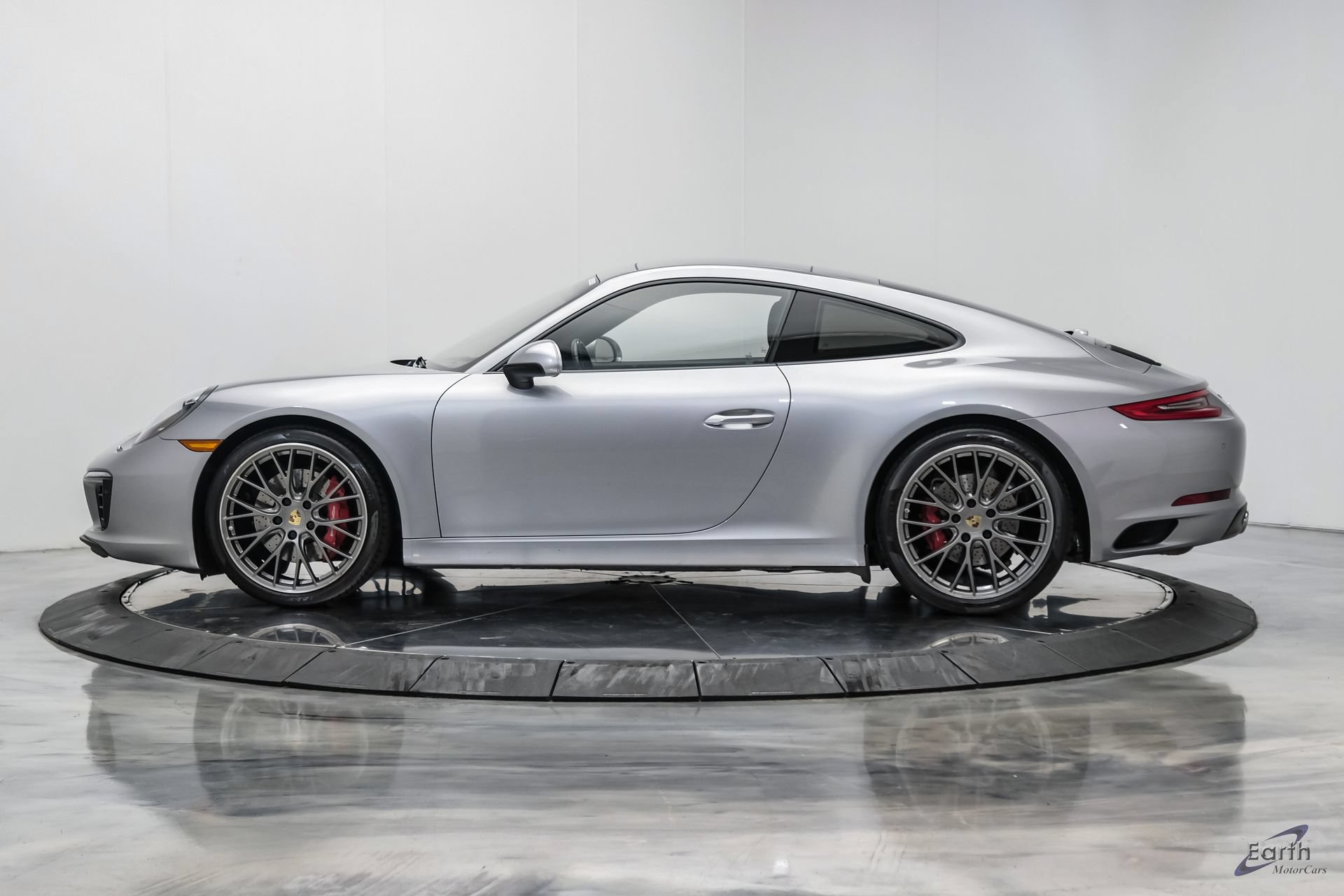 Used 2017 Porsche 911 Carrera S RWD image 6