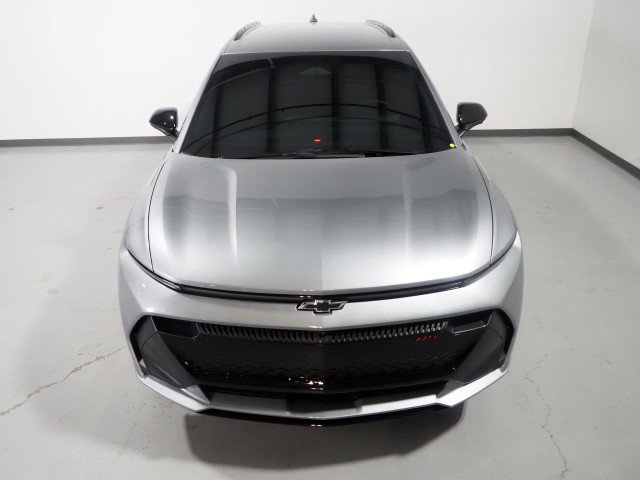 Used 2025 Chevrolet Equinox EV RS FWD image 9