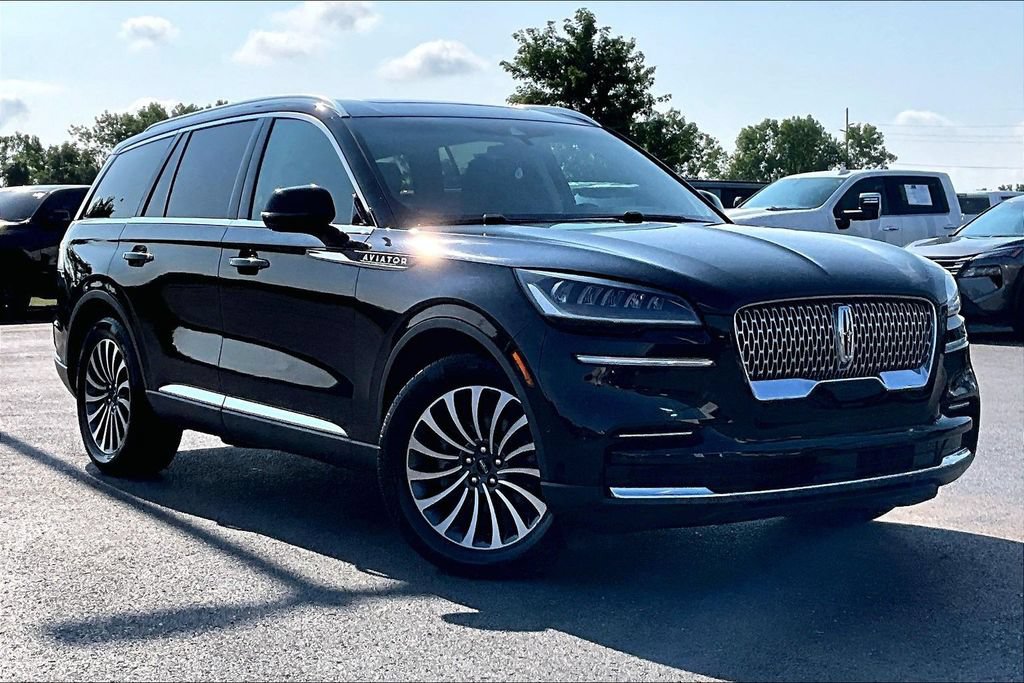 Used 2024 Lincoln Aviator Reserve AWD/4WD image 37