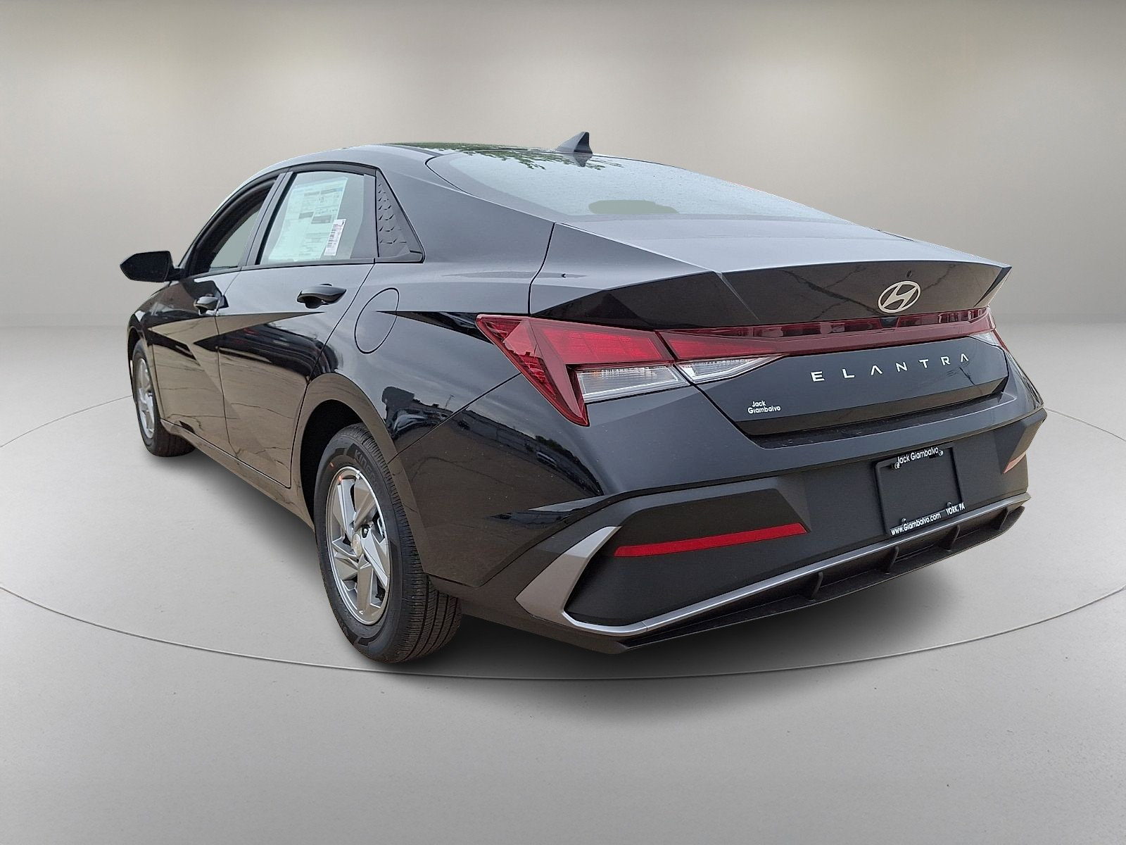 New 2026 Hyundai Elantra SE FWD image 5