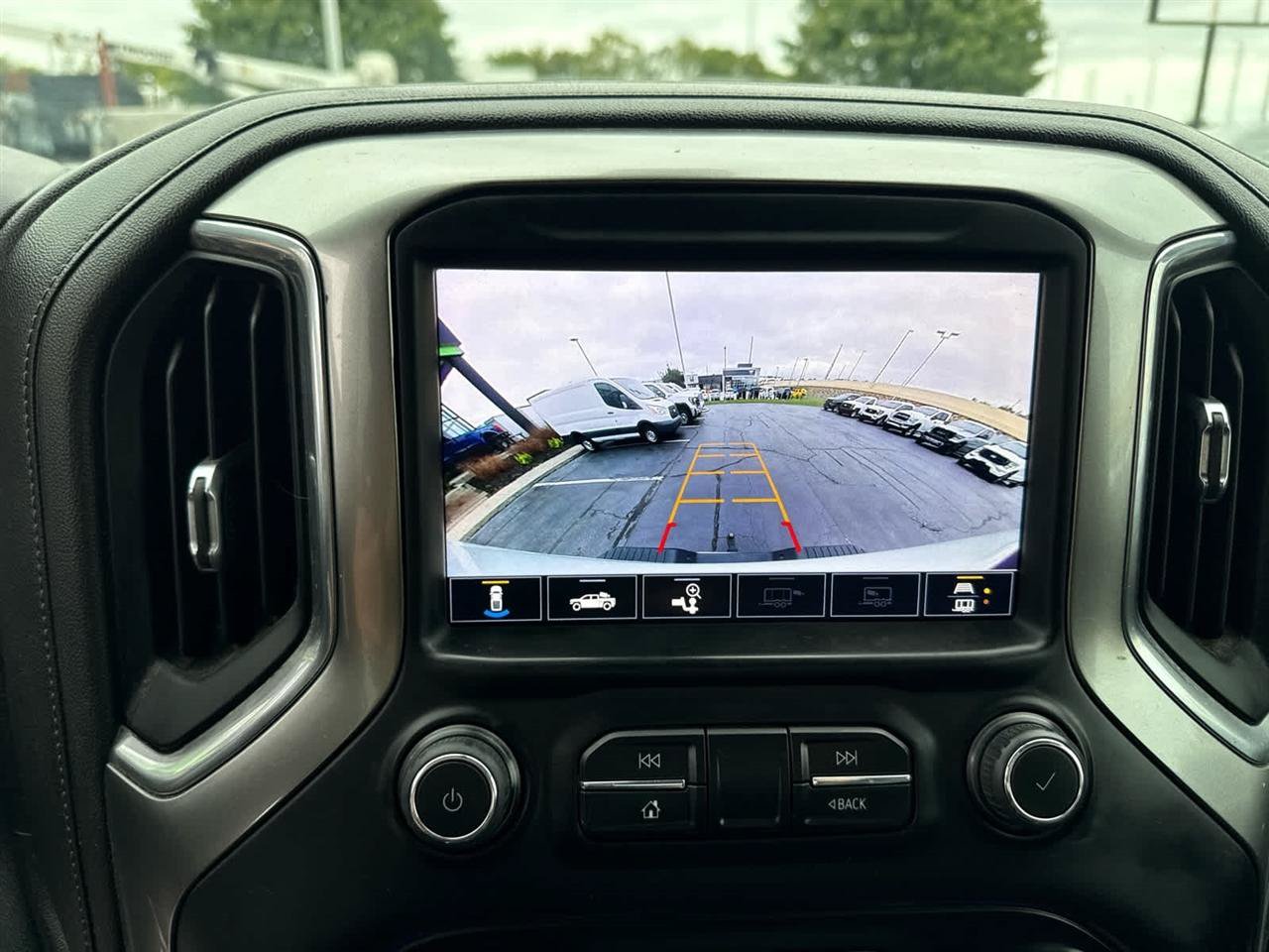 Used 2020 Chevrolet Silverado 2500 LTZ w/ LTZ Plus Package AWD/4WD image 16