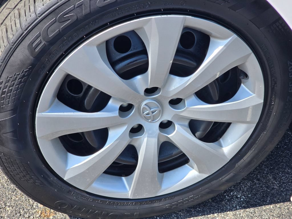 Certified 2024 Toyota Corolla LE FWD image 7