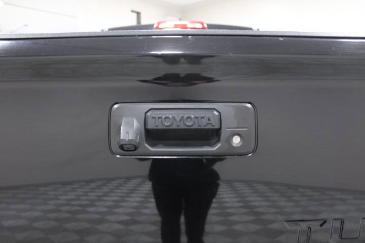 Used 2020 Toyota Tundra SR5 w/ SR5 Upgrade Package image 14