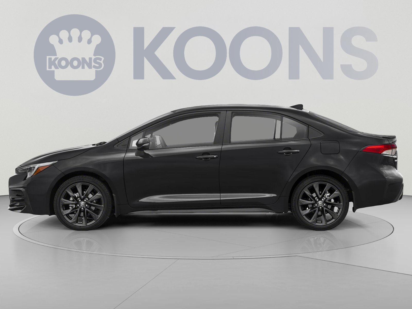 Used 2024 Toyota Corolla SE w/ SE Convenience Package FWD image 4