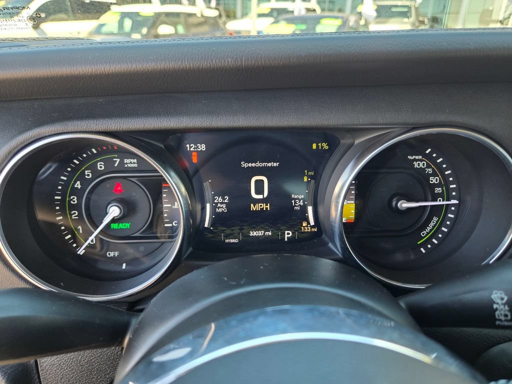 Used 2022 Jeep Wrangler Unlimited Sahara AWD/4WD image 18