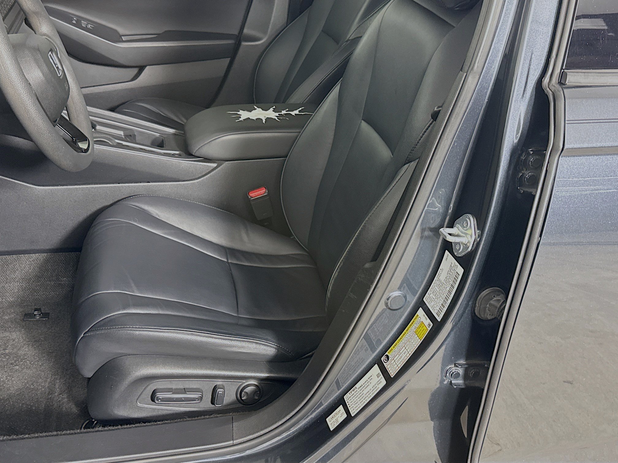 Certified 2023 Honda Accord EX image 21