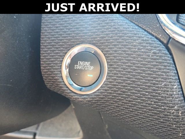Used 2017 Chevrolet Cruze LT w/ Convenience Package FWD image 13