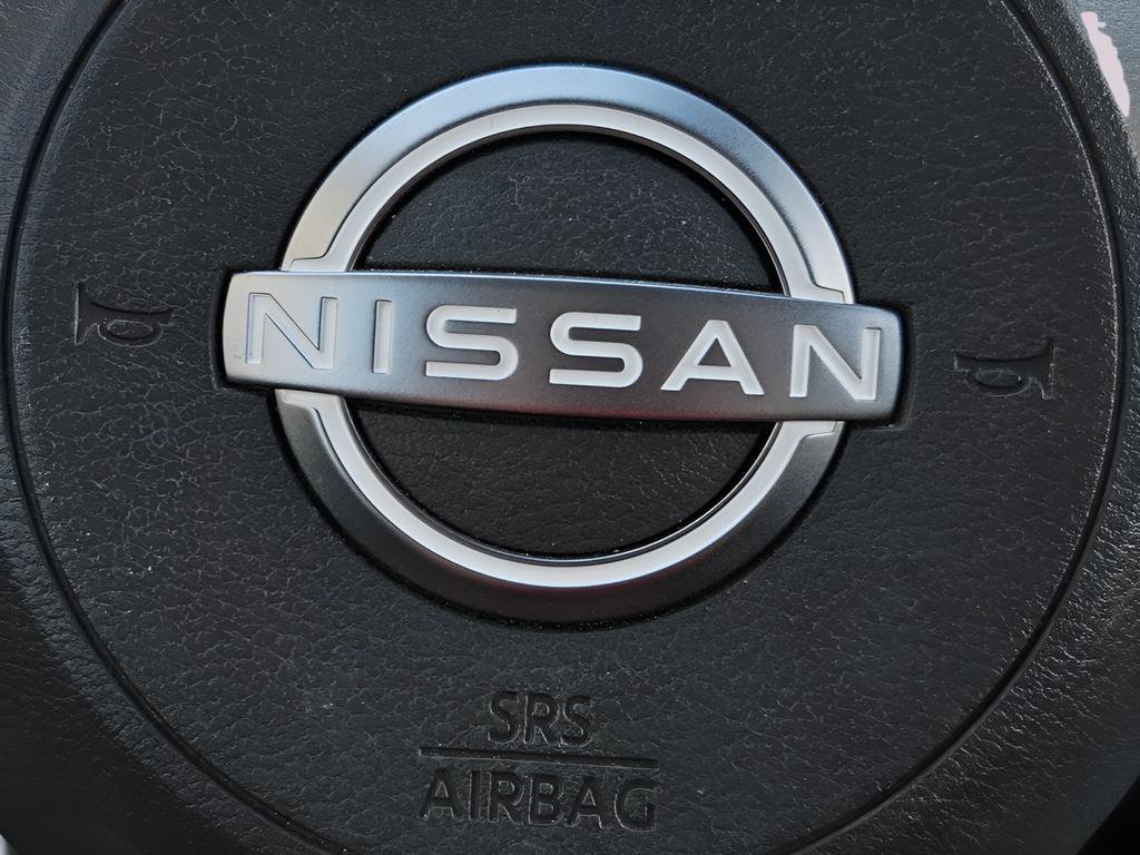 Used 2023 Nissan Rogue SV FWD image 25