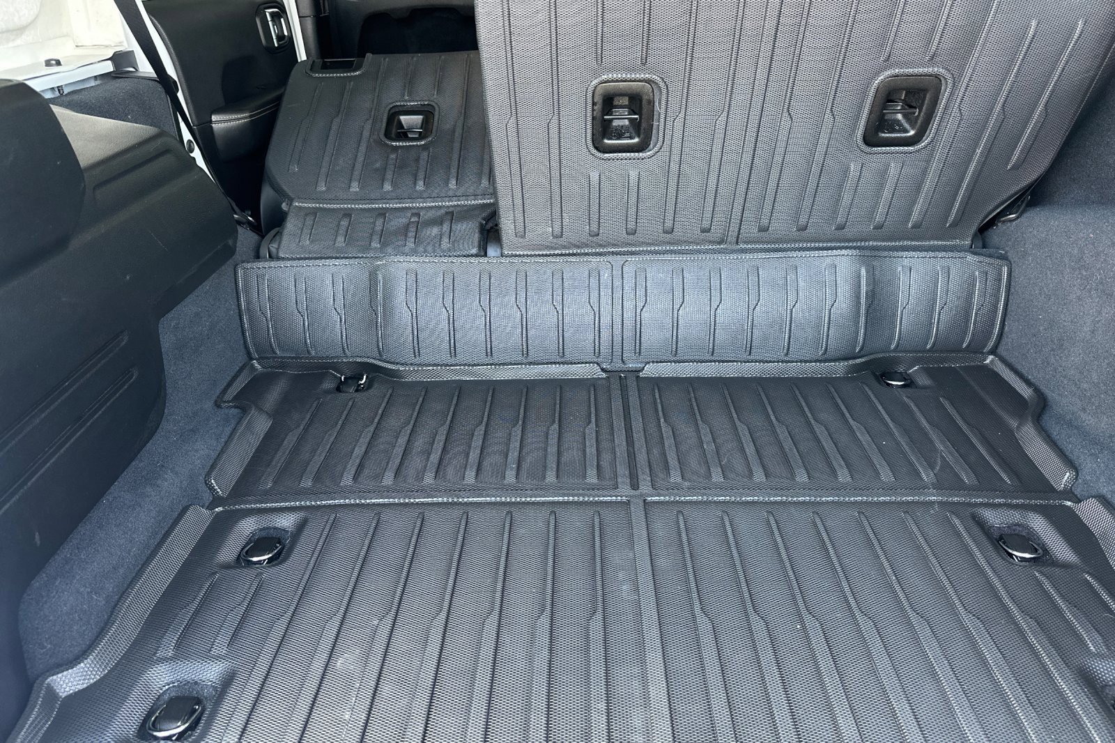 Used 2024 Jeep Wrangler Unlimited Sahara AWD/4WD image 14