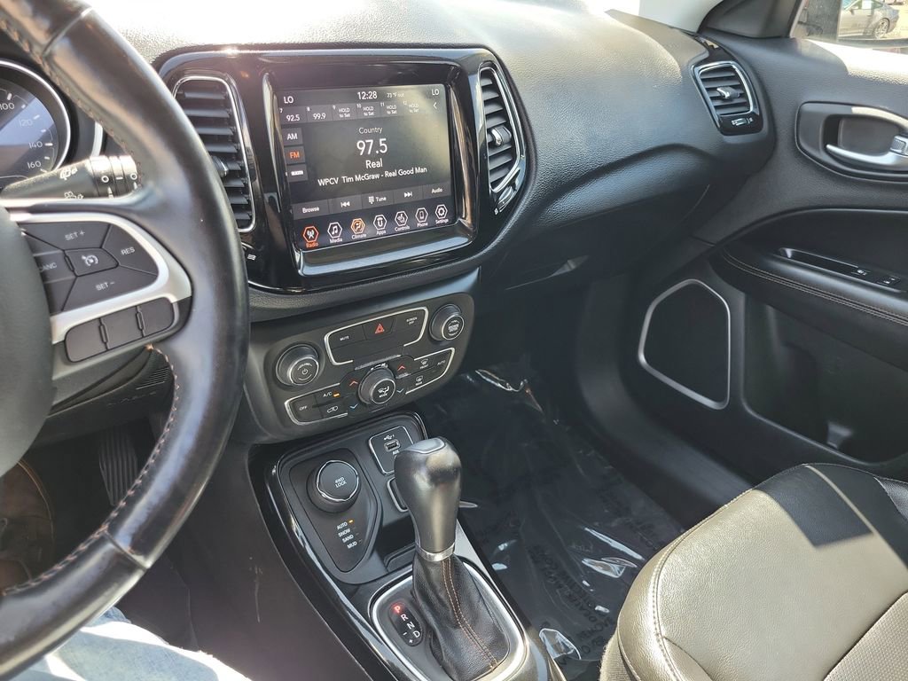 Used 2020 Jeep Compass Limited image 23
