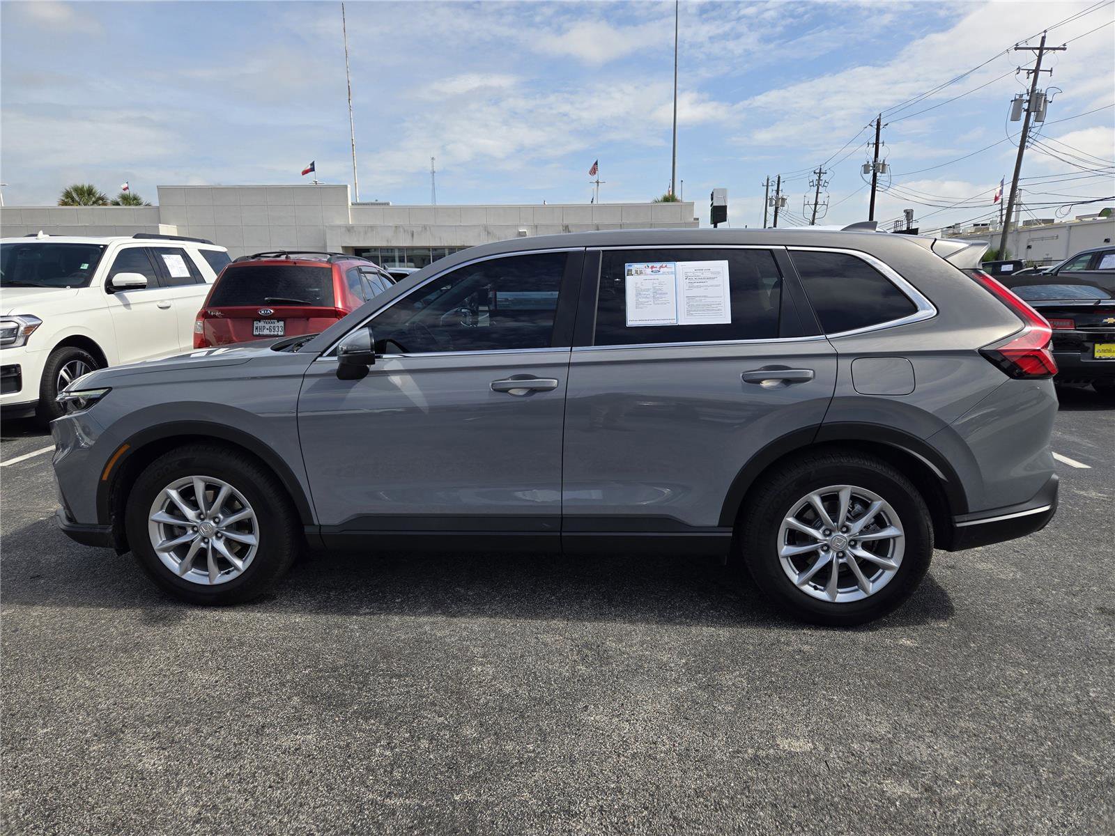 Used 2026 Honda CR-V EX image 4
