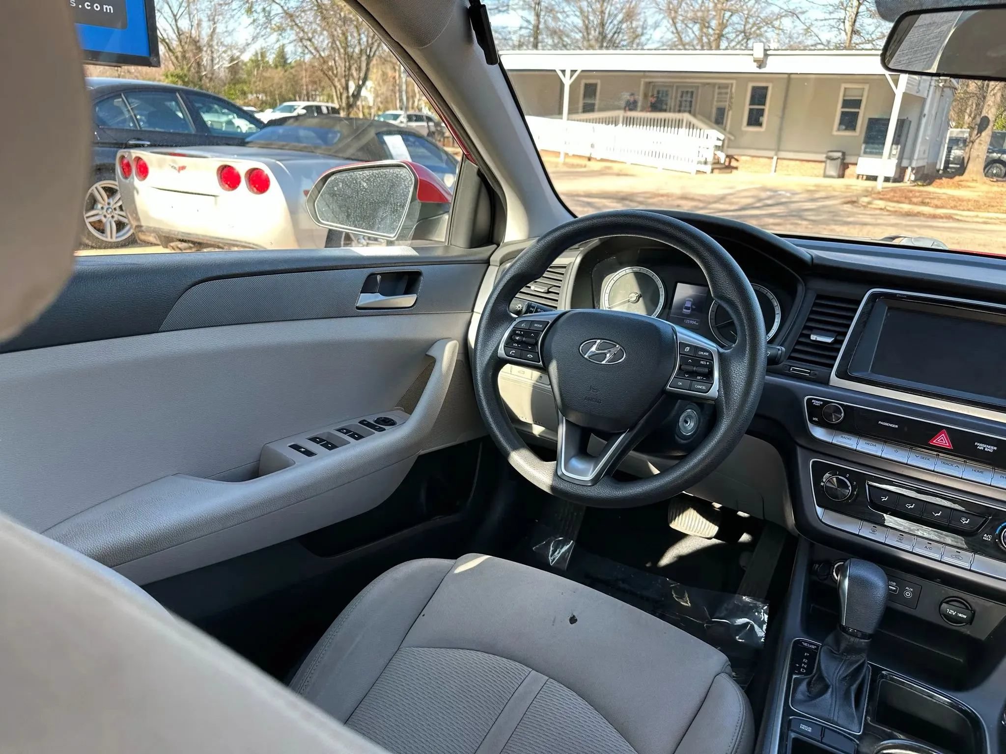 Used 2018 Hyundai Sonata SE FWD image 21