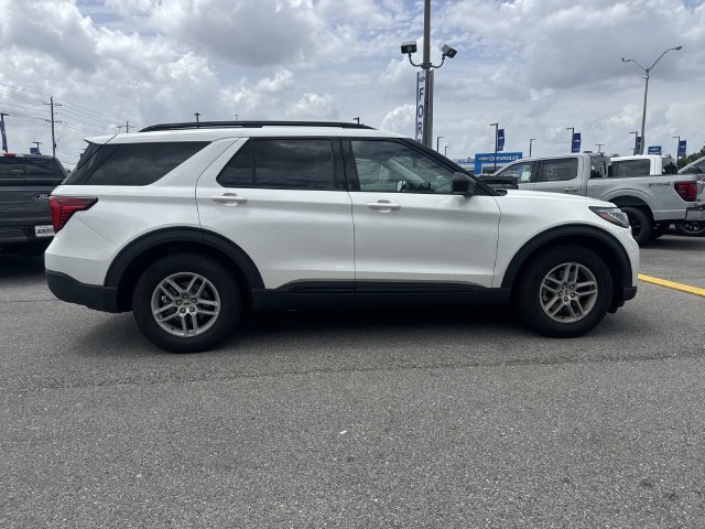New 2026 Ford Explorer Active w/ Active Comfort Package RWD image 4