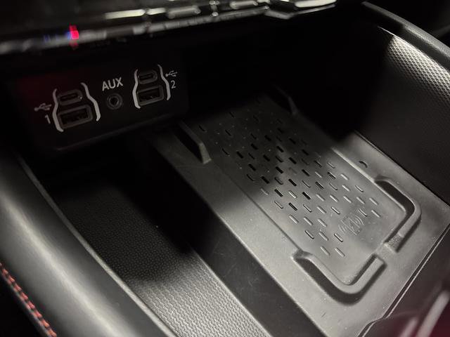 Used 2025 Dodge Durango R/T image 25