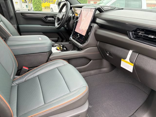 New 2026 GMC Yukon XL AT4 w/ AT4 Premium Plus Package AWD/4WD image 21