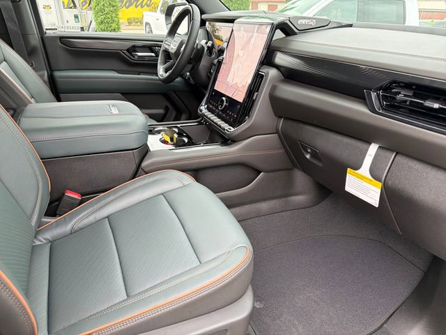 New 2026 GMC Yukon XL AT4 w/ AT4 Premium Plus Package AWD/4WD image 21