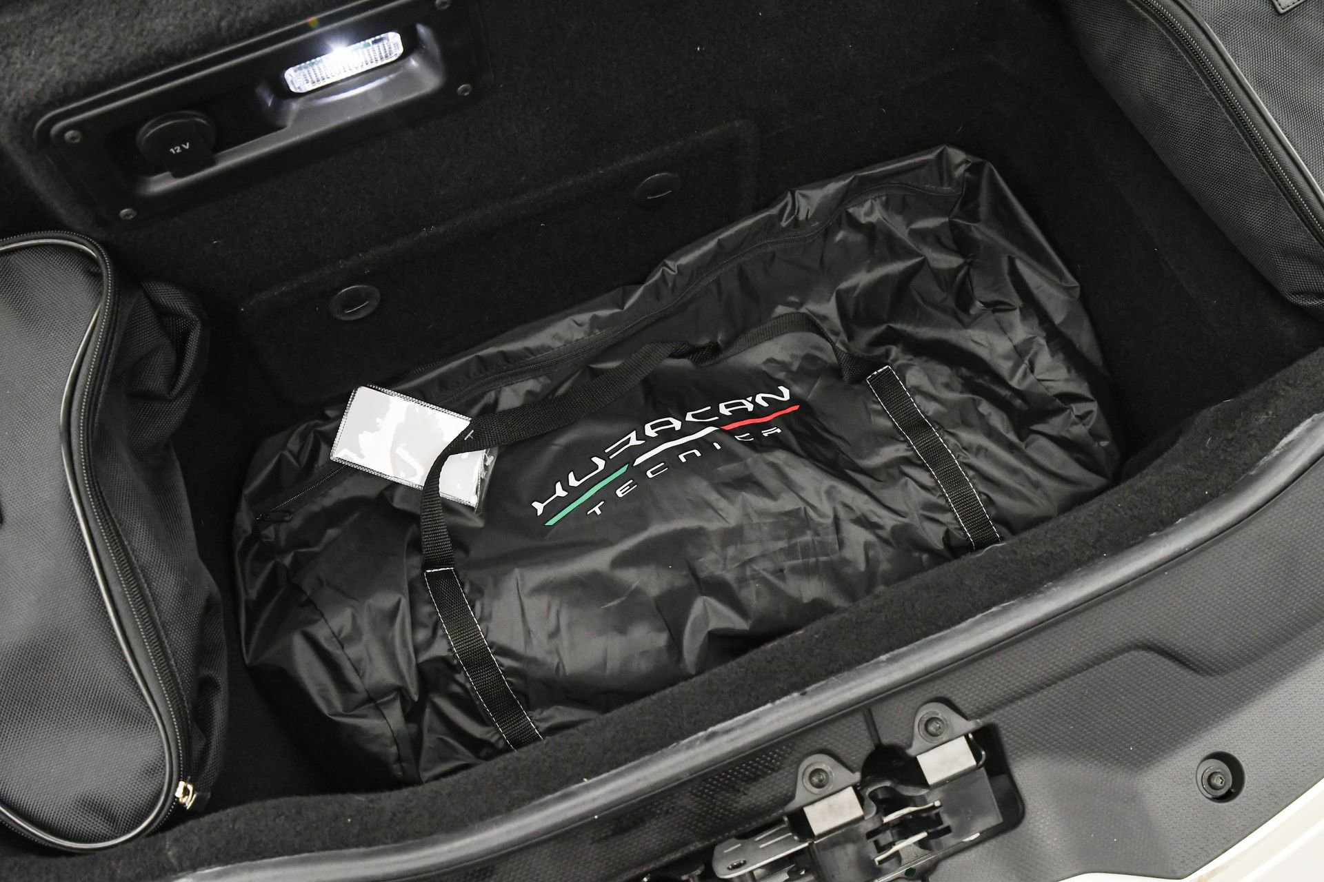 Used 2023 Lamborghini Huracan Tecnica image 26