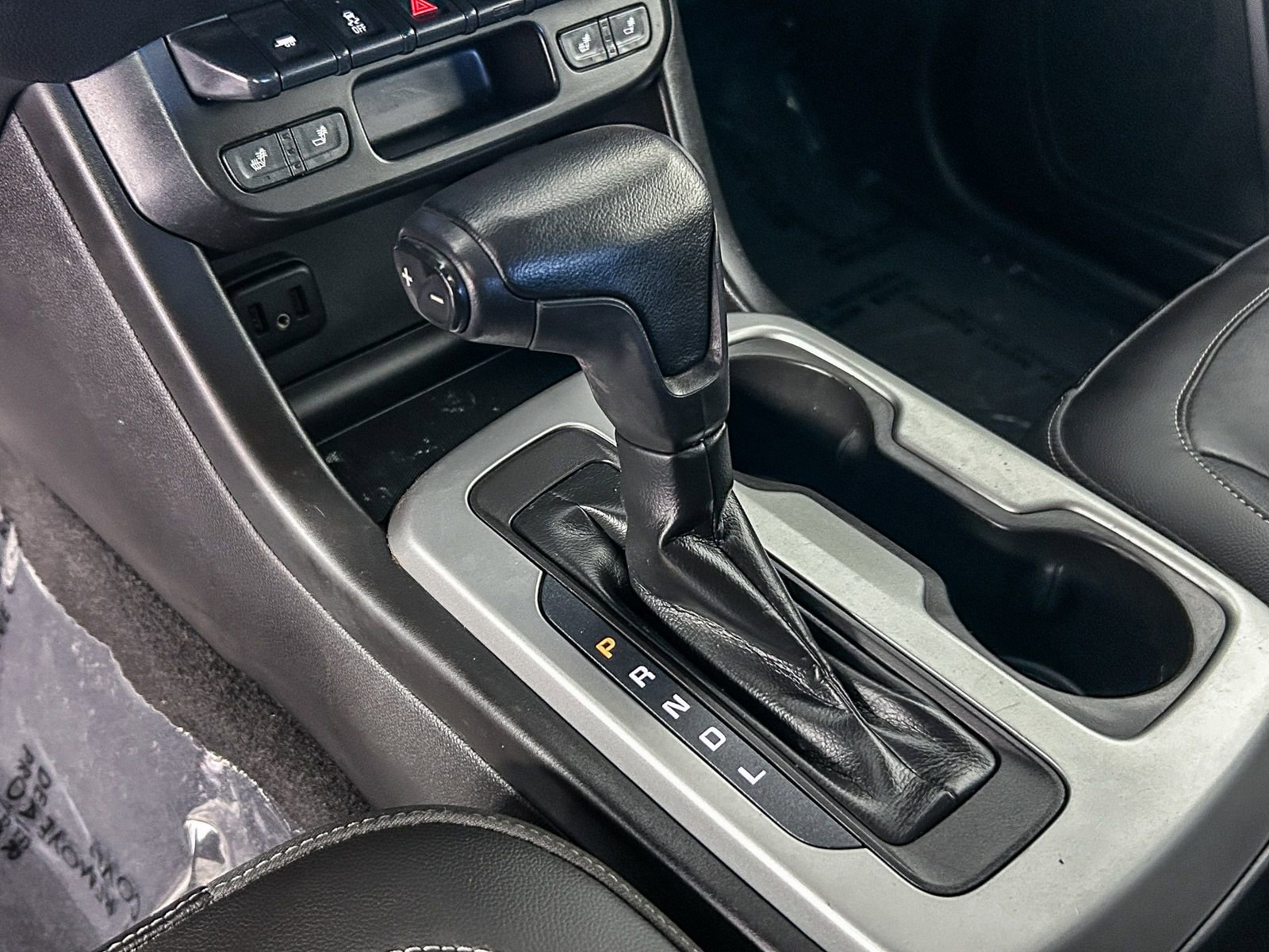 Used 2021 Chevrolet Colorado LT w/ Luxury Package image 20