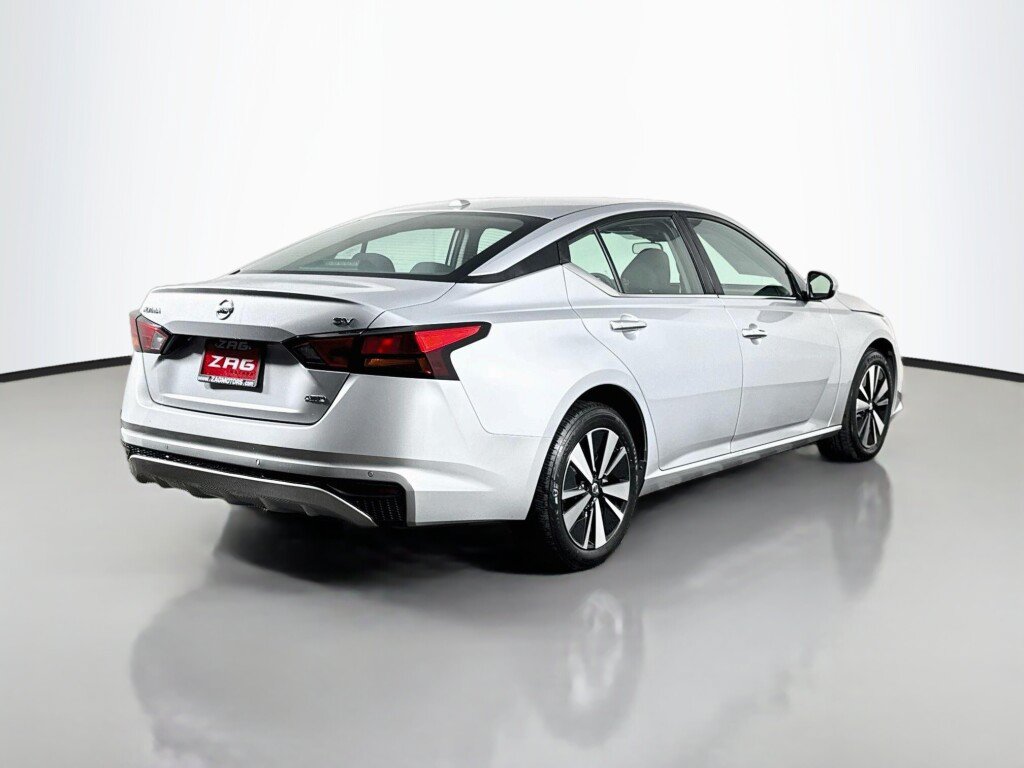 Used 2021 Nissan Altima 2.5 SV AWD/4WD image 5