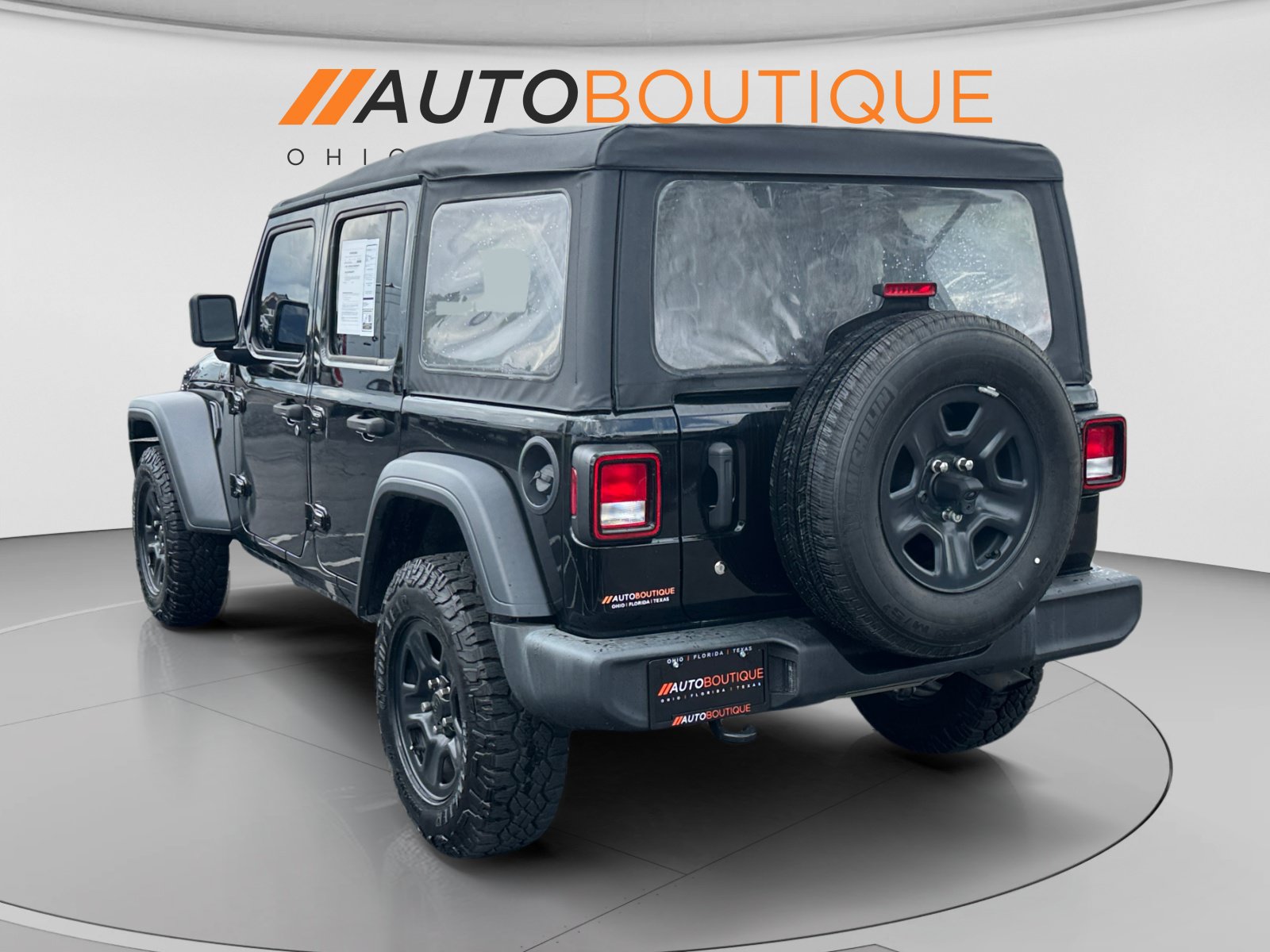 Used 2022 Jeep Wrangler Unlimited Sport AWD/4WD image 3