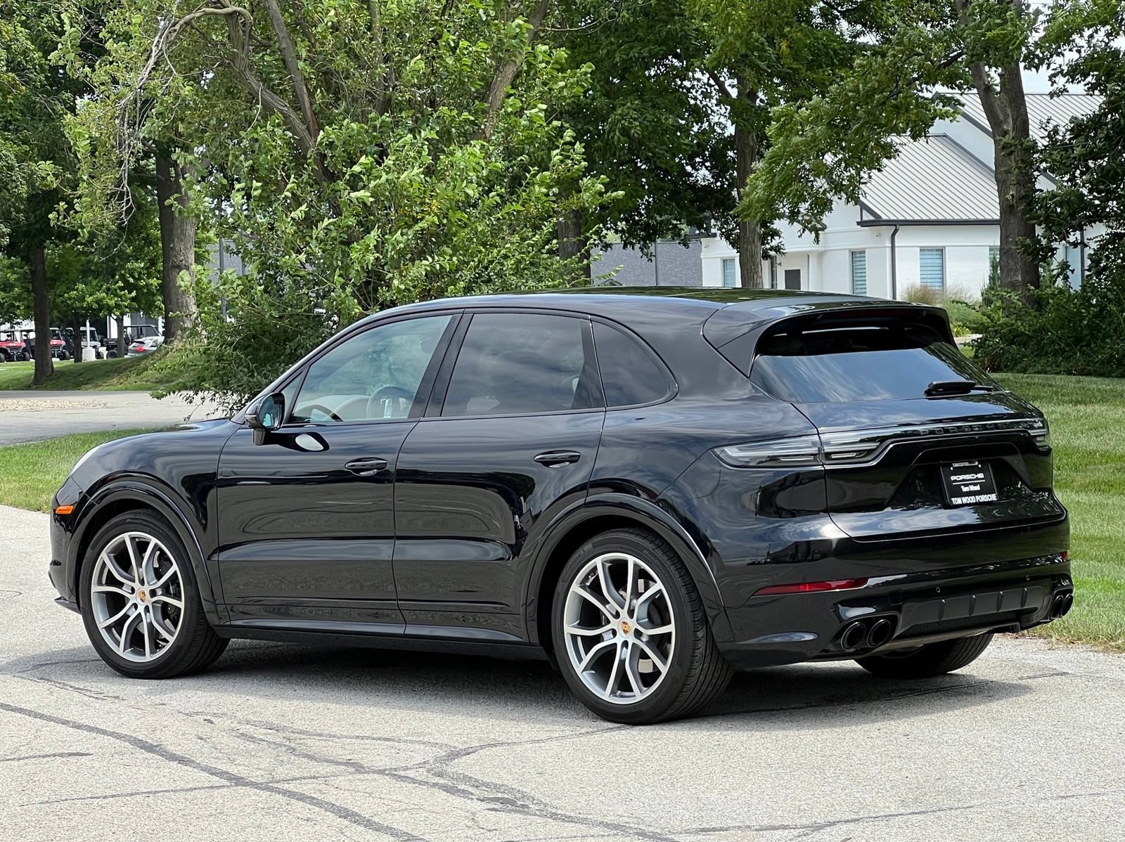 Certified 2021 Porsche Cayenne GTS AWD/4WD image 3
